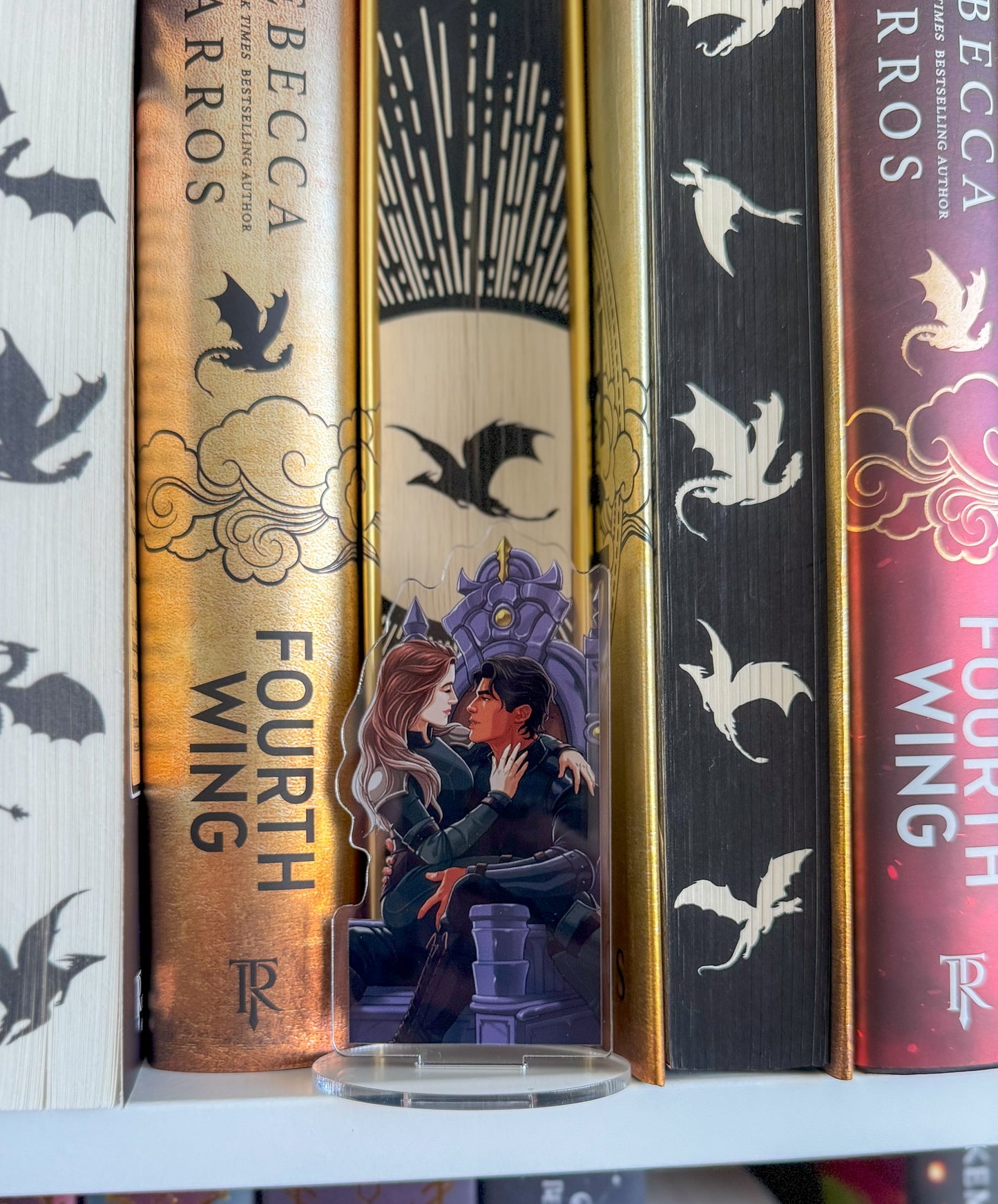 Xaden & Violet 'My Chair' Shelfie