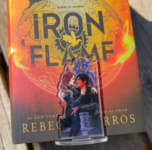 Xaden & Violet 'My Chair' Shelfie