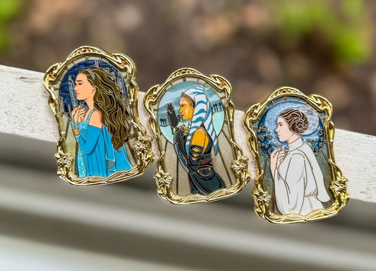 Senator & Queen Portrait