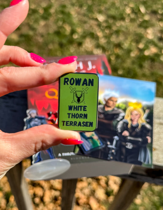 Rowan Whitethorn Therrasen Mini Pin
