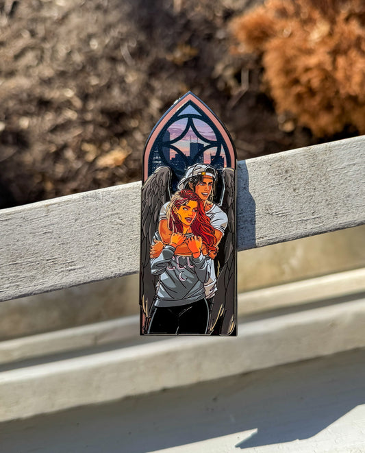 Quinlar Comy Cozy Window Pin (NEW!)